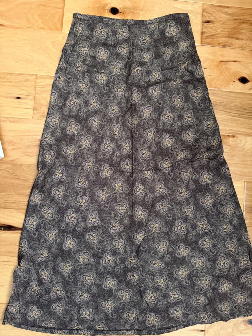 🤎💜GAP Brown Print Flowy Maxi Skirt - Picture 3 of 5